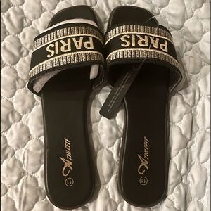NEW black slide sandal